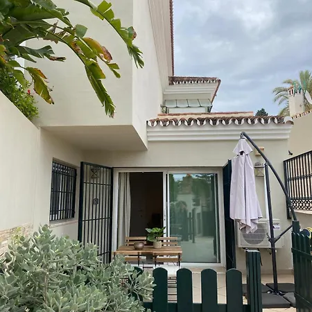 Apartamentos Villa Torreblanca Fuengirola Exterior photo